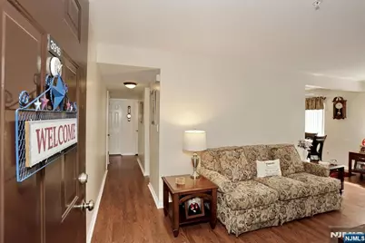 3916 Melville Court 3916 #3916, Mahwah, NJ 07430 - Photo 4
