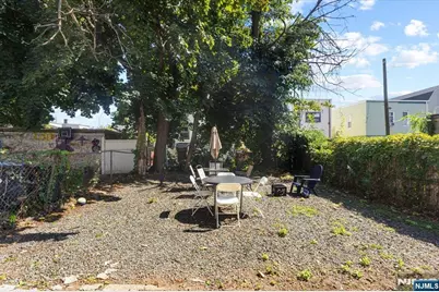 422 Jelliff Avenue, Newark, NJ 07112 - Photo 38