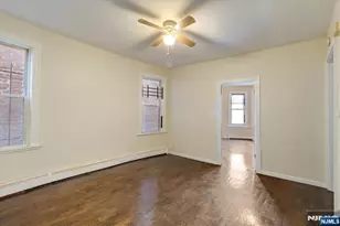 422 Jelliff Ave, Newark, NJ 07112 - Photo 6