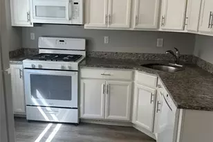 15 Westwood Blvd 2, Westwood, NJ 07675 - Photo 2