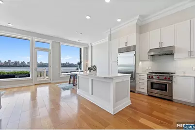 3 Somerset Lane 113 #113, Edgewater, NJ 07020 - Photo 4