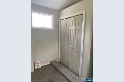 172 W Broad Street, Bergenfield, NJ 07621 - Photo 20