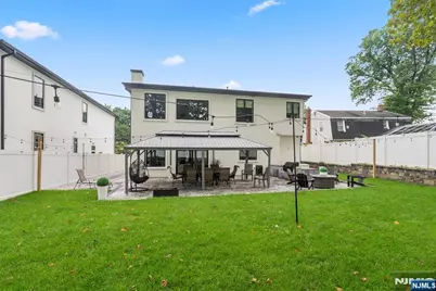 151 Stuart Street, Paramus, NJ 07652 - Photo 42
