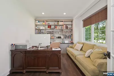 8 Ranch Lane, Closter, NJ 07624 - Photo 6