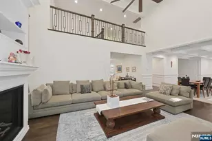 8 Ranch Ln, Closter, NJ 07624 - Photo 10