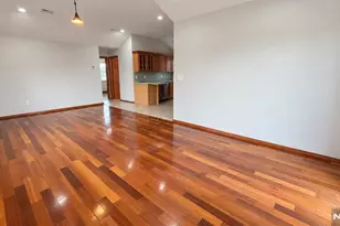 138 7th St, Saddle Brook Township, NJ 07663 - Photo 12