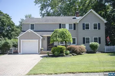 22 Warren Road, Fair Lawn, NJ 07410 - Photo 1