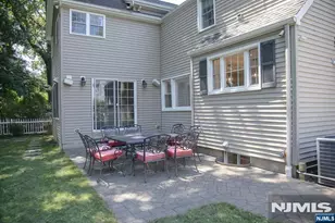 22 Warren Rd, Fair Lawn, NJ 07410 - Photo 36