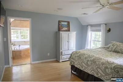 22 Warren Road, Fair Lawn, NJ 07410 - Photo 20