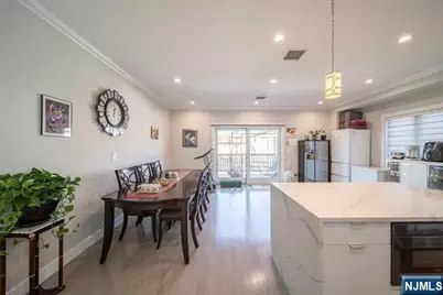 229 6th Street B #B, Fairview, NJ 07022 - Photo 12