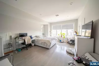 229 6th Street B #B, Fairview, NJ 07022 - Photo 20