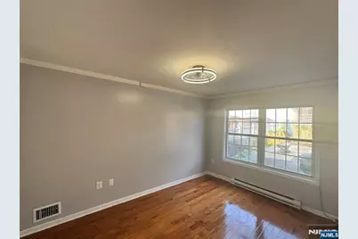 12 Bayview Avenue 1 #1, Jersey City, NJ 07305 - Photo 16