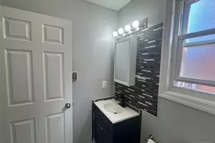 12 Bayview Ave 1, Jersey City, NJ 07305 - Photo 20