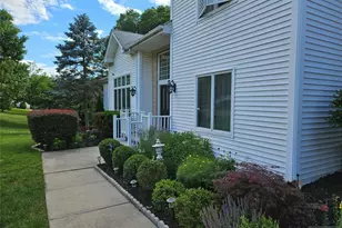 11 Fox Hill Dr, Wayne, NJ 07470 - Photo 2