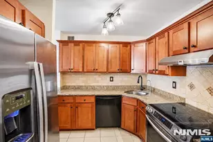 770 Anderson Ave 11C, Cliffside Park, NJ 07010 - Photo 2