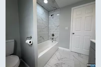 676 Anderson Avenue, Wood Ridge, NJ 07075 - Photo 2
