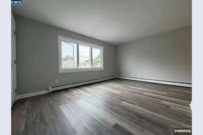 676 Anderson Avenue, Wood Ridge, NJ 07075 - Photo 8