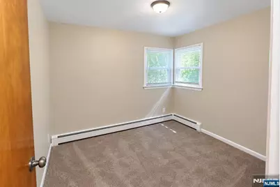 3 Little Street 2nd Flr #2nd flr, Hawthorne, NJ 07506 - Photo 6