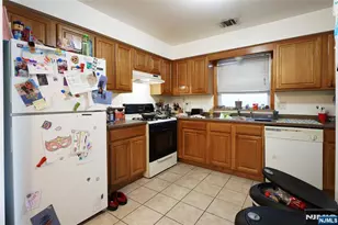 116 Chapel St, Newark, NJ 07105 - Photo 4