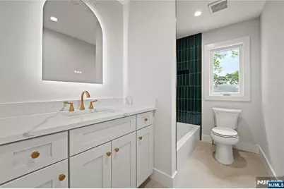 721 Schaefer Avenue, Oradell, NJ 07649 - Photo 16