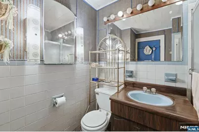 85 Elizabeth Avenue, Elmwood Park, NJ 07407 - Photo 30