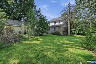 85 Elizabeth Ave, Elmwood Park, NJ 07407 - Photo 32