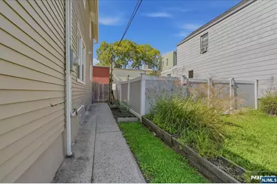 47 Beech Street, Kearny, NJ 07032 - Photo 6