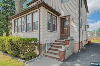 527 Brandon Place, Cliffside Park, NJ 07010 - Photo 2