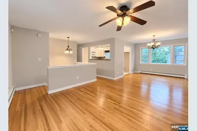 84 Colgate Avenue 2 #2, Paramus, NJ 07652 - Photo 2