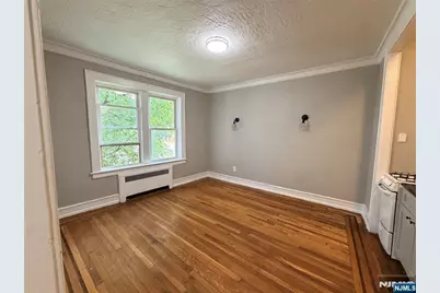 17 Elwood Place 304 #304, Newark, NJ 07104 - Photo 4