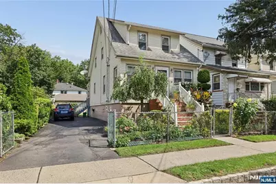 205 Warren Street, Englewood, NJ 07631 - Photo 2