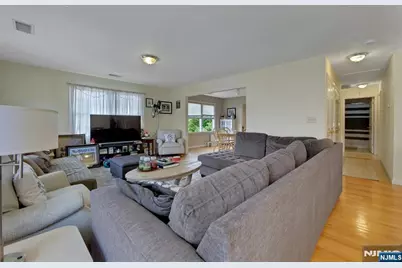 554 Harrison Avenue, Lodi, NJ 07644 - Photo 30