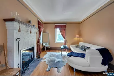 85 Spring Valley Avenue, Hackensack, NJ 07601 - Photo 12