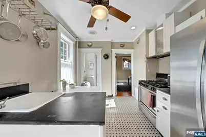 85 Spring Valley Avenue, Hackensack, NJ 07601 - Photo 20