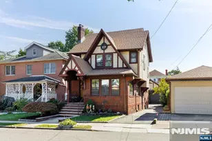 544 Highridge Ave, Cliffside Park, NJ 07010 - Photo 2