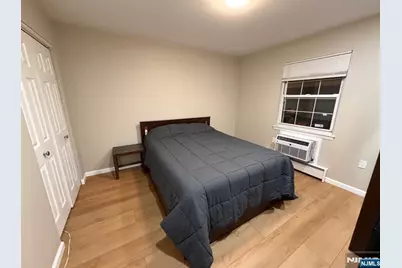 76 E Maple Street, Teaneck Township, NJ 07666 - Photo 16