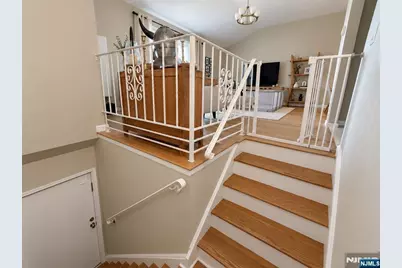 76 E Maple Street, Teaneck Township, NJ 07666 - Photo 18