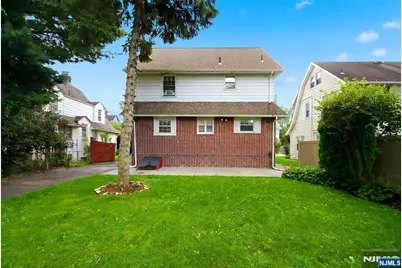 351 W Griggs Avenue, Teaneck Township, NJ 07666 - Photo 10