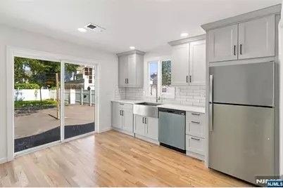 314 Elmwood Avenue, East Orange, NJ 07018 - Photo 6