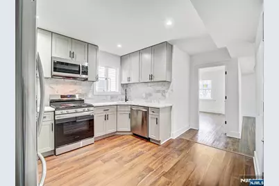 119 Garden Avenue, Belleville, NJ 07109 - Photo 4