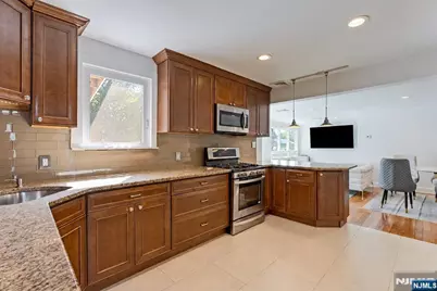 64 Spring Valley Road, Paramus, NJ 07652 - Photo 10