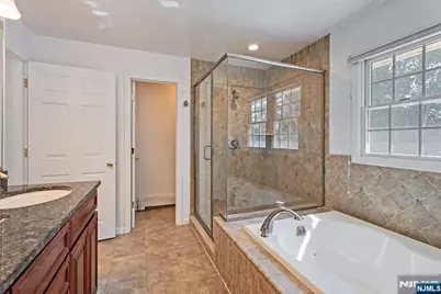 64 Spring Valley Road, Paramus, NJ 07652 - Photo 20