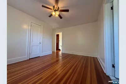 177 Phillips Avenue 2 #2, South Hackensack Township, NJ 07606 - Photo 6