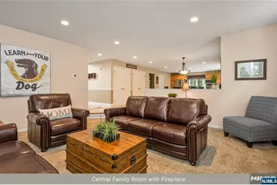 4 Moccasin Court, Mahwah, NJ 07430 - Photo 16