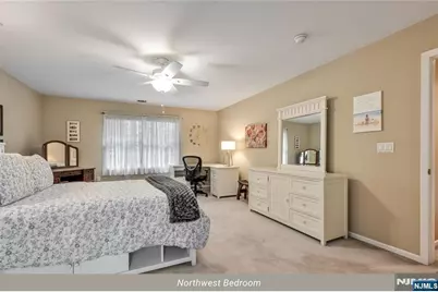 4 Moccasin Court, Mahwah, NJ 07430 - Photo 28