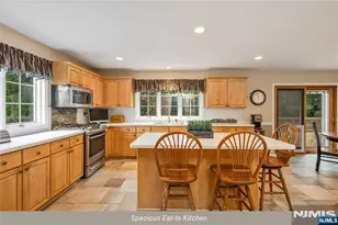 4 Moccasin Ct, Mahwah, NJ 07430 - Photo 10