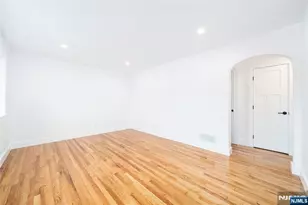 21 Mary St, Lodi, NJ 07644 - Photo 2