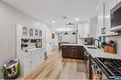 102 Hiawatha Boulevard, Oakland, NJ 07436 - Photo 24