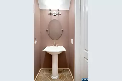 102 Montgomery Street 15 #15, Bloomfield, NJ 07003 - Photo 14