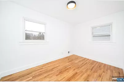 21 Mary Street, Lodi, NJ 07644 - Photo 10